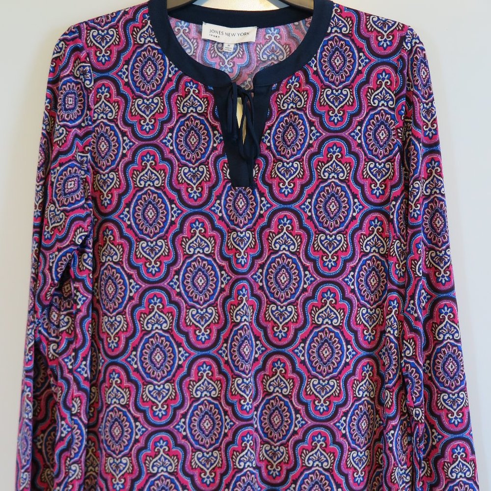 NWT Jones New York Sport Cerise Multi-Color Tie-Neck Long Sleeve Tunic Size M